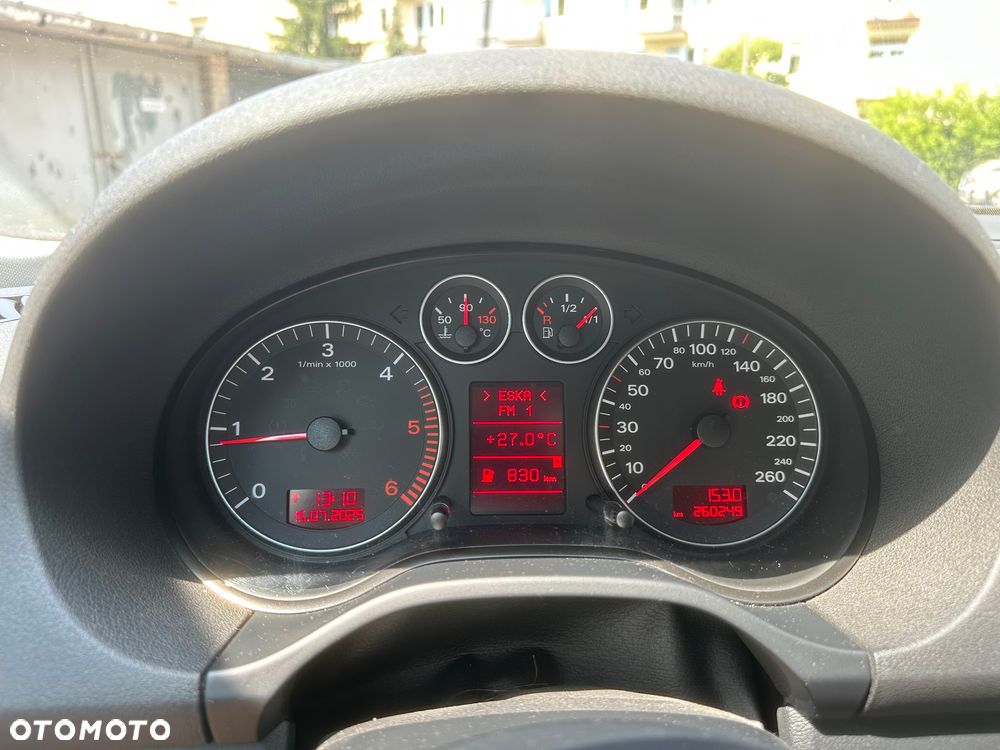 Audi A3 2.0 TDI DPF S line Sportpaket - 18