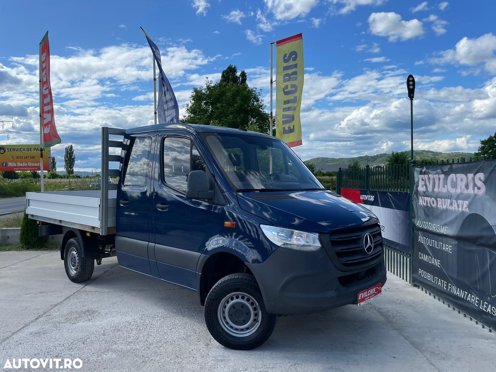 Mercedes-Benz Sprinter 4x4 DOKA - 1