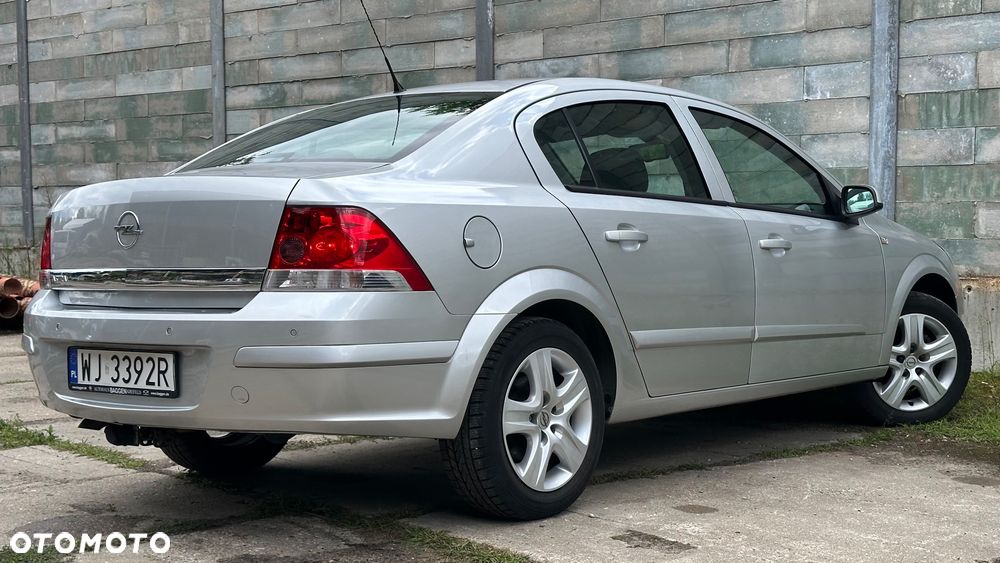 Opel Astra 1.6 Edition - 3
