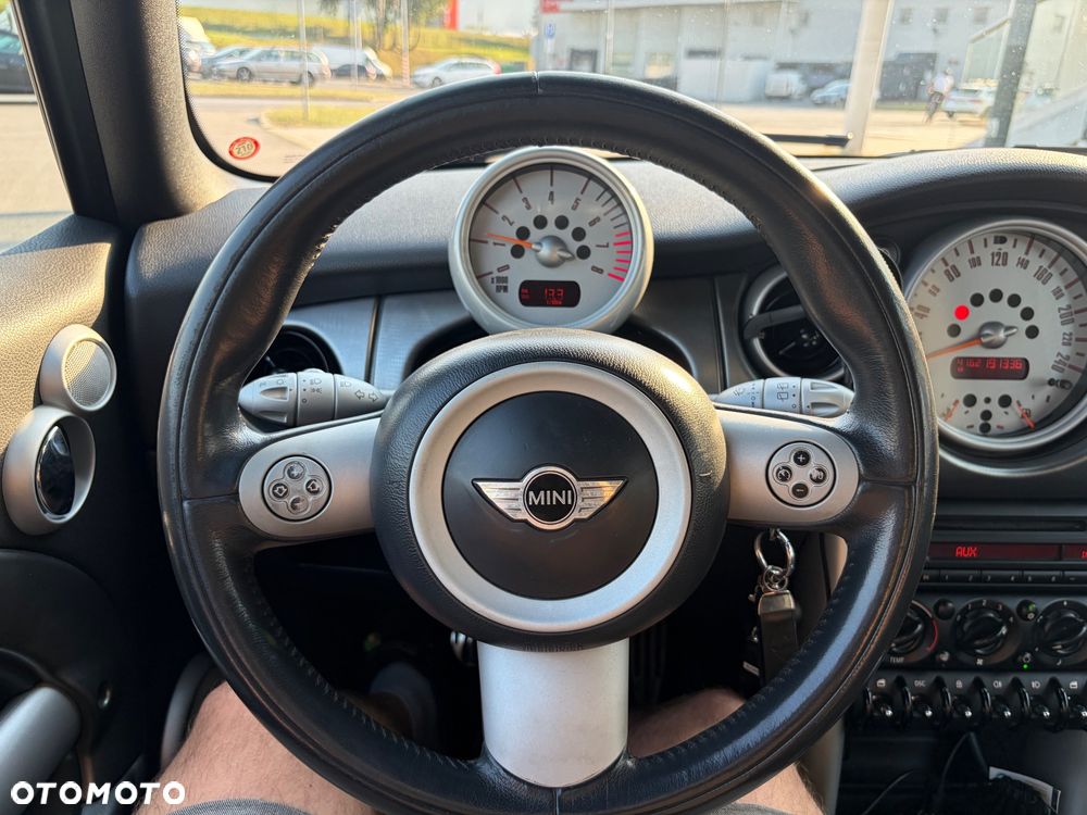 MINI Cooper S - 16