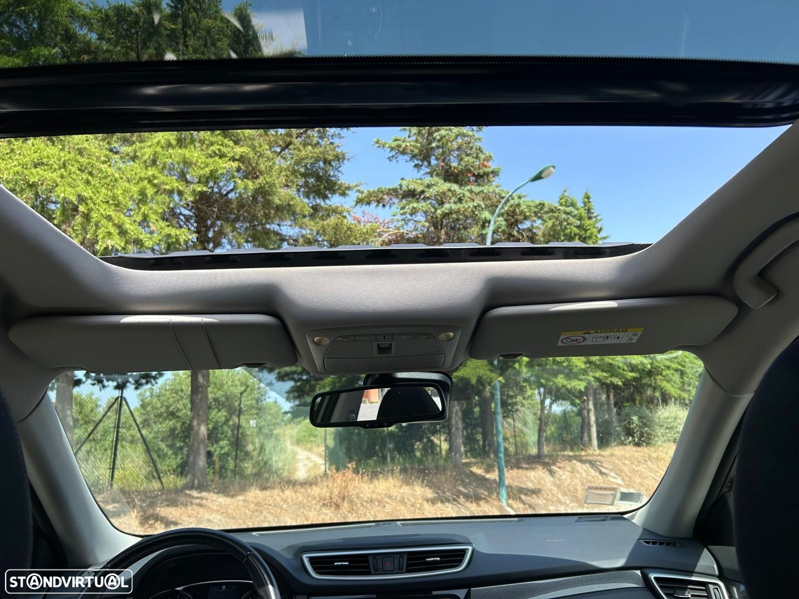 Nissan X-Trail 1.6 dCi N-Connecta - 33