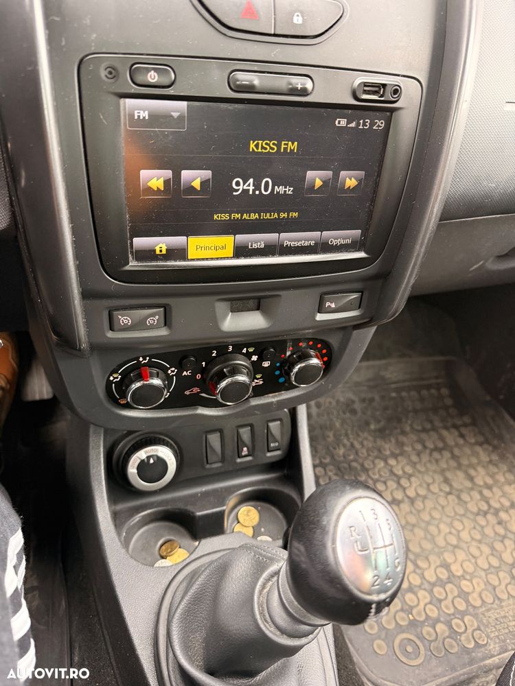 Dacia Duster 1.5 dCi 4x4 Laureate - 11