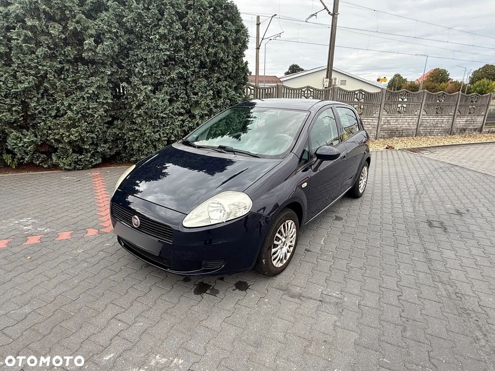 Fiat Grande Punto Actual 1.4 8V Estiva Blue&Me - 2