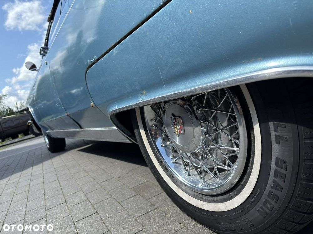 Cadillac Deville - 8