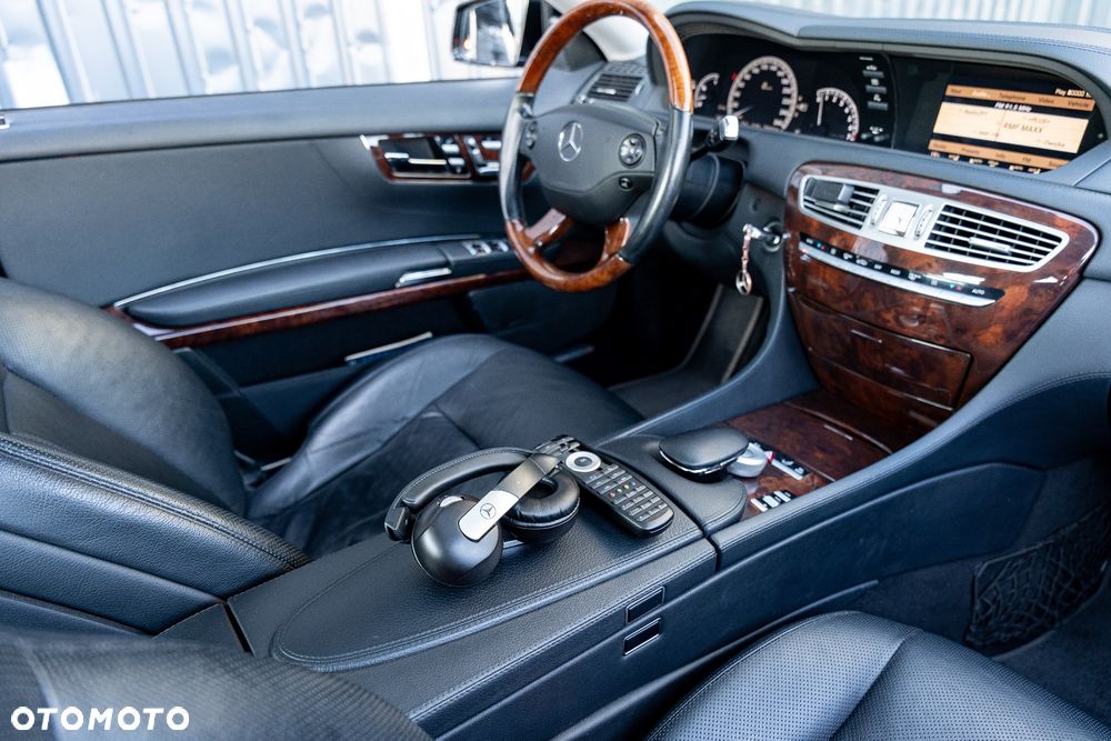 Mercedes-Benz CL 500 7G-TRONIC - 19