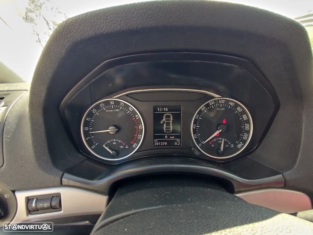 Skoda Octavia Break 1.6 TDi Elegance Pack - 11