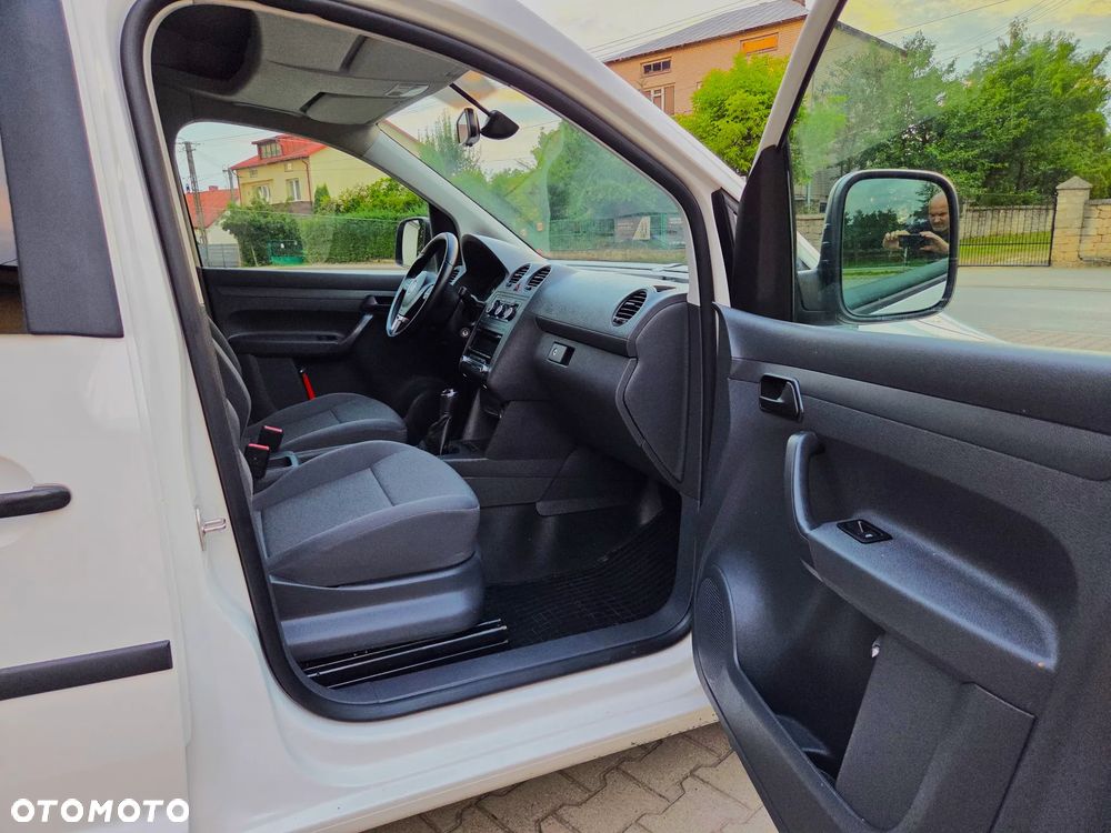 Volkswagen Caddy - 12