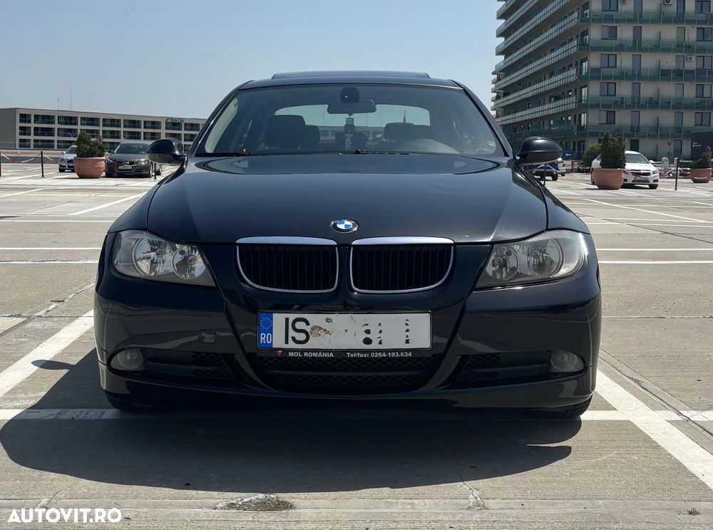 BMW Seria 3 318d - 11