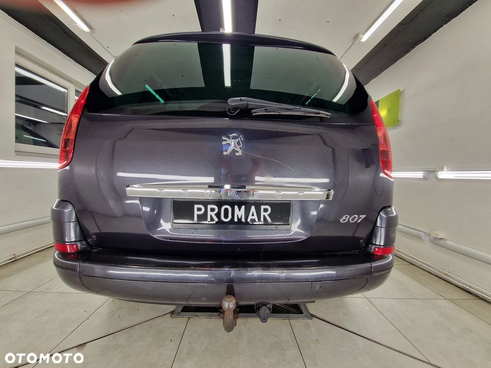 Peugeot 807 HDi 135 Family - 12