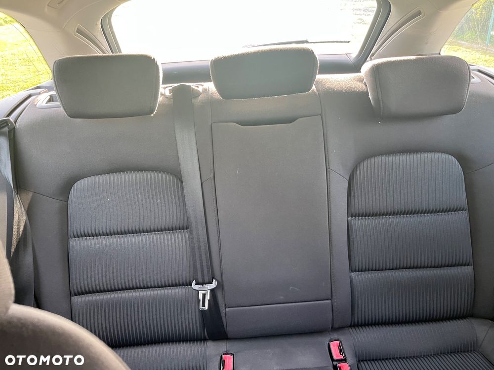 Audi A4 Avant 2.0 TDI - 28
