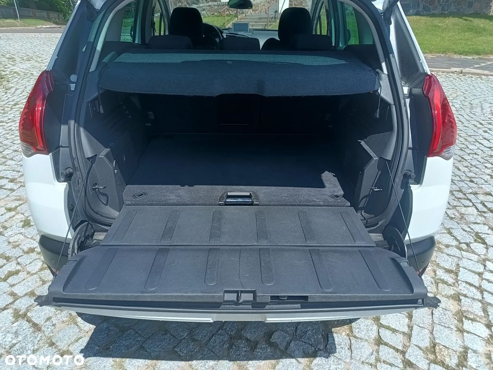 Peugeot 3008 HDi FAP 150 Premium - 14