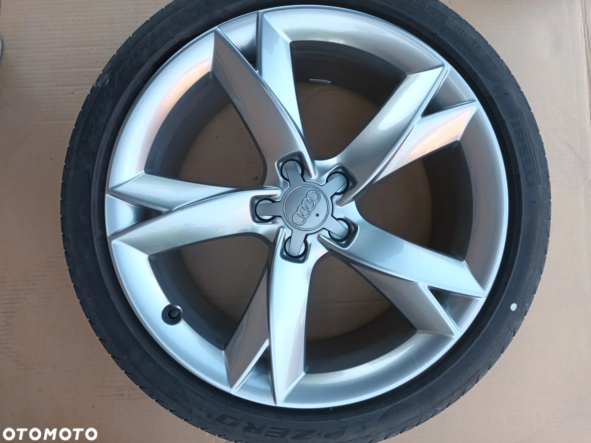 Koła 19 cali Audi A5 8T A4 OPONY Pirelli Pzero 255/35R19 felgi 8T0601025CK 24km - 14