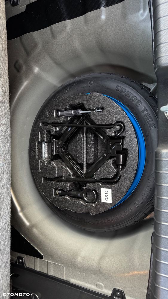 Hyundai i20 blue 1.2 Trend - 30