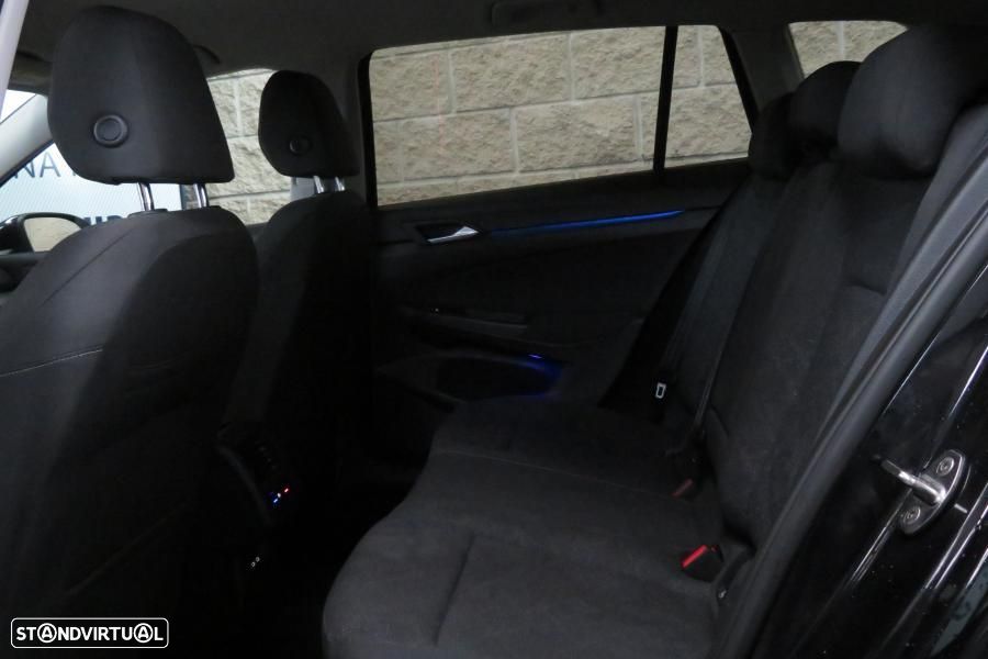 VW Golf Variant 2.0 TDi Life - 33