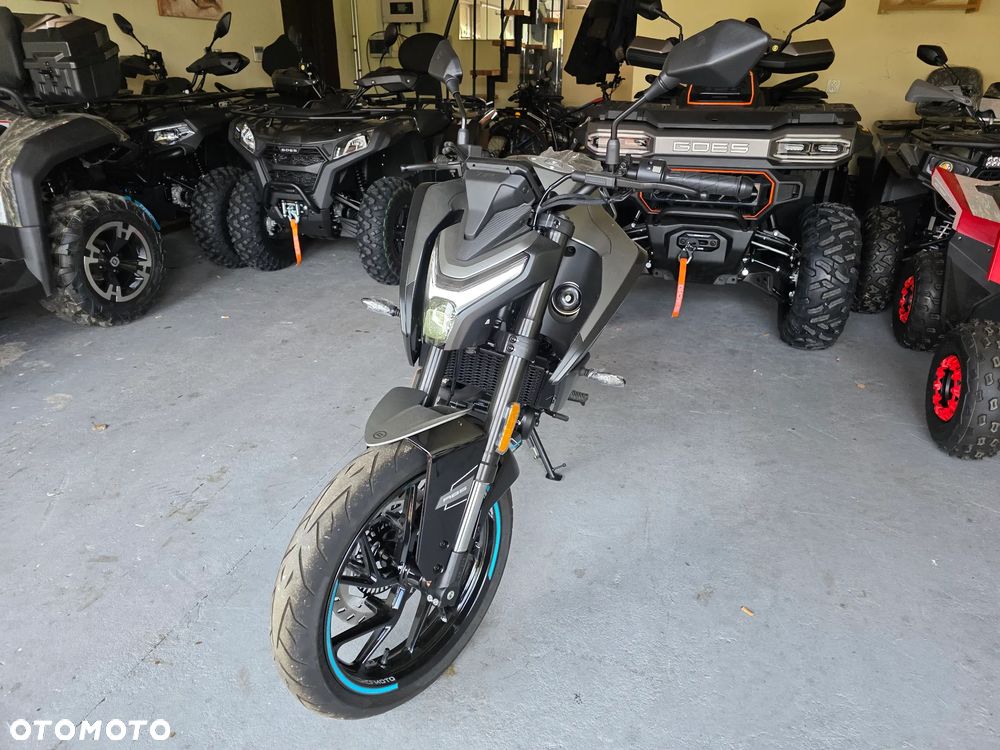 CFMoto NK - 15