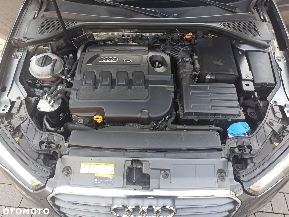 Audi A3 Sportback 2.0 TDI (clean diesel) quattro S line Sportpaket - 5