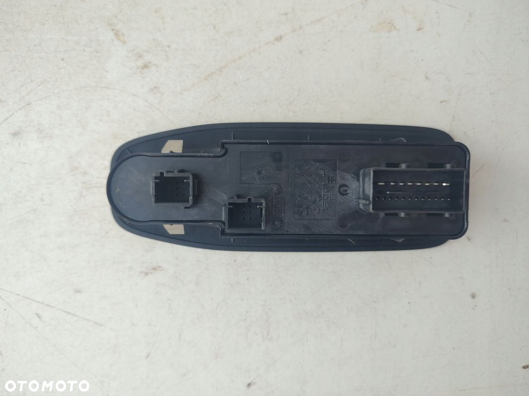 Przełącznik szyb lusterek PEUGEOT 2008 I 13-16 EUROPA 96749624ZD - 3