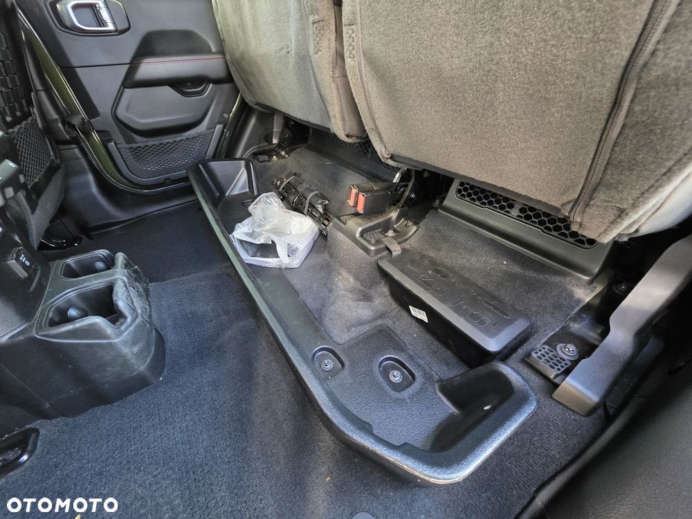 Jeep Gladiator 3.0V6 MultiJet AWD Automatik Overland - 27