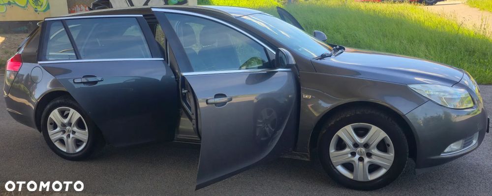 Opel Insignia 1.6 - 12