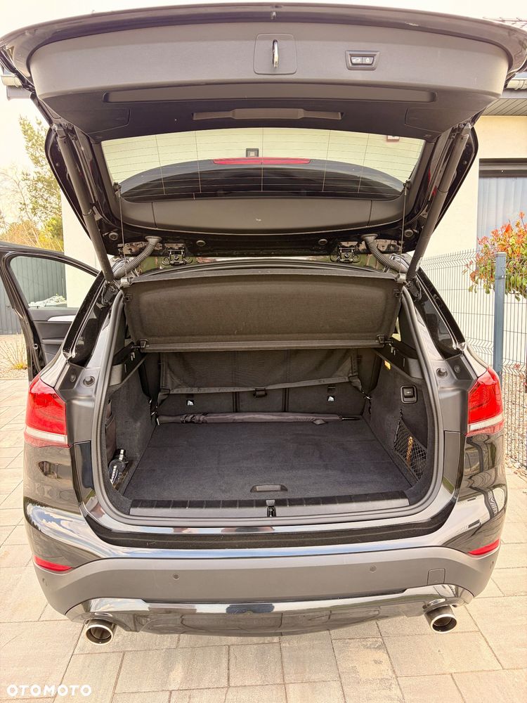 BMW X1 sDrive18d Advantage sport - 17
