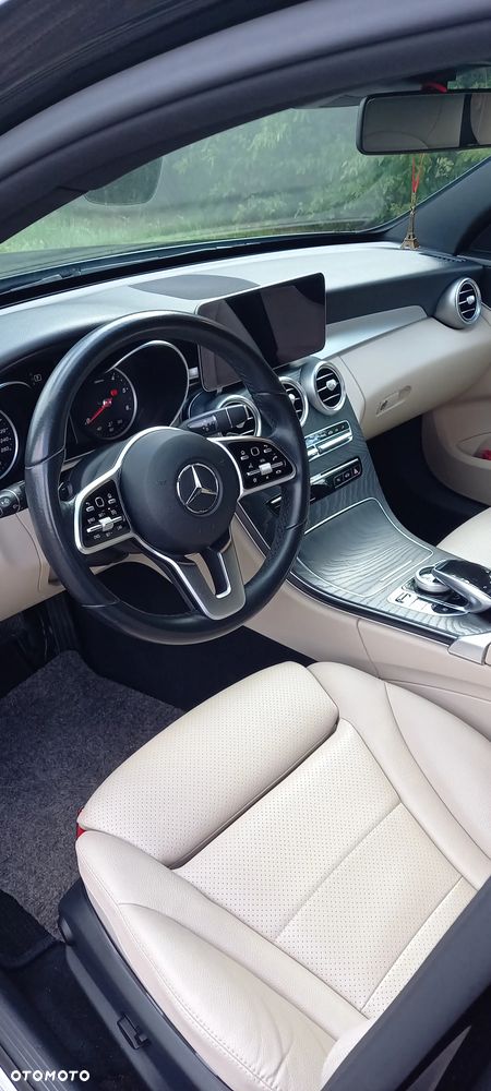 Mercedes-Benz Klasa C 220 d 4MATIC 9G-TRONIC - 2