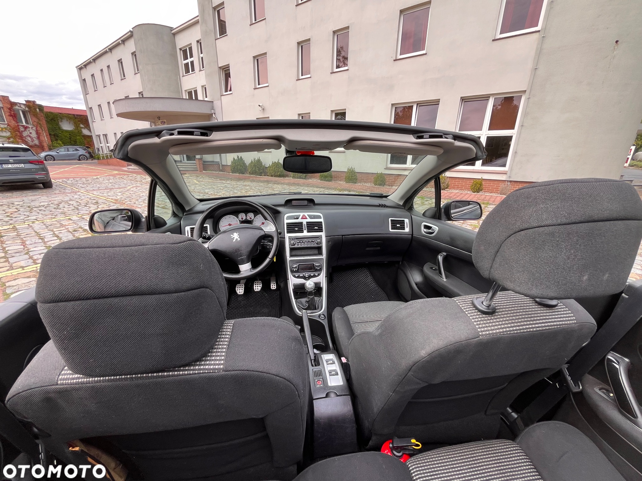 Peugeot 307 CC 2.0 - 33