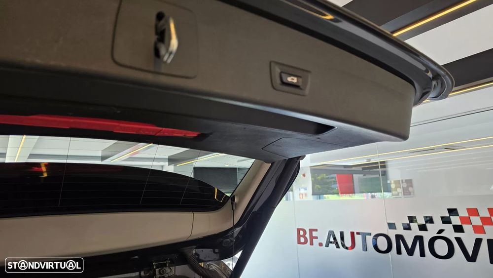 BMW X1 16 d sDrive Line xLine - 25
