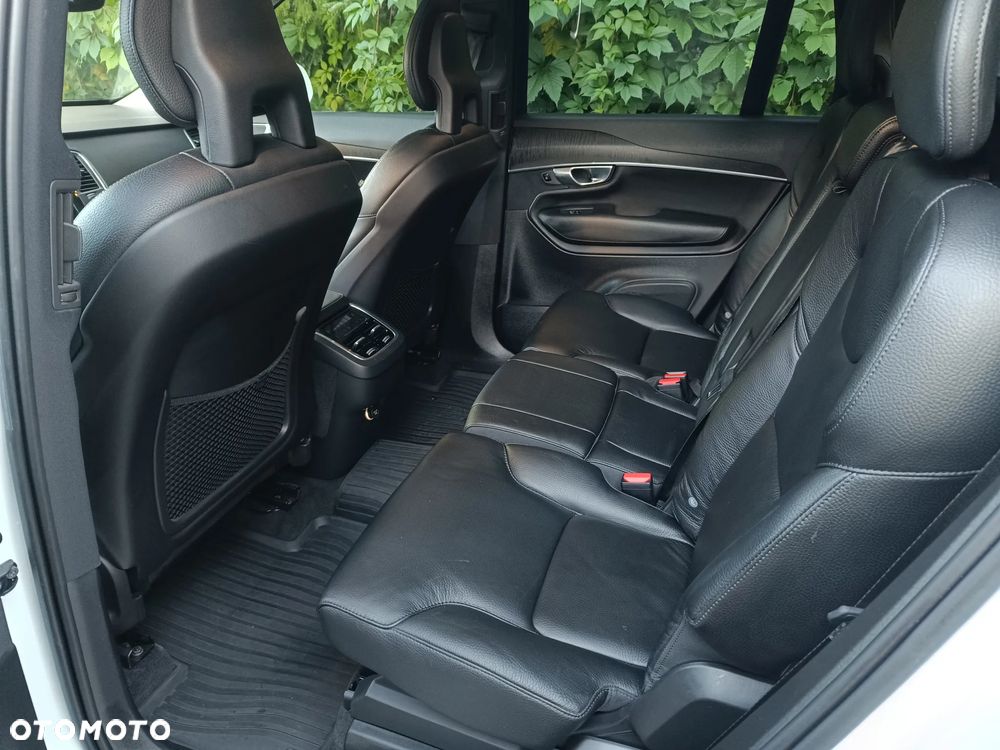 Volvo XC 90 T5 AWD Momentum 7os - 22