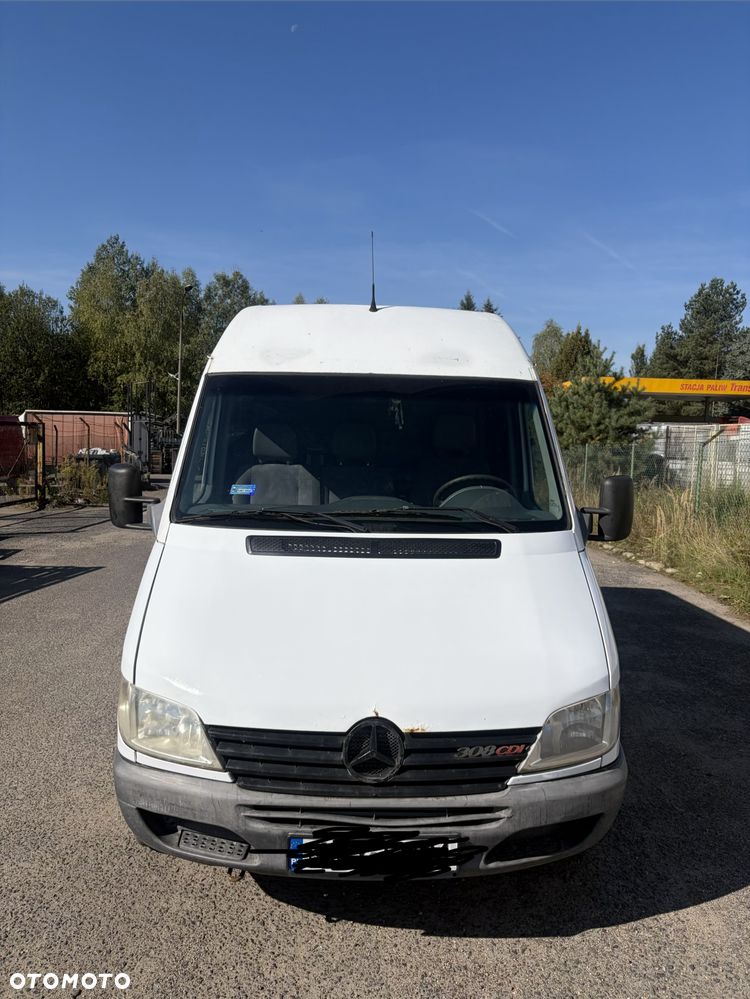 Mercedes-Benz Sprinter