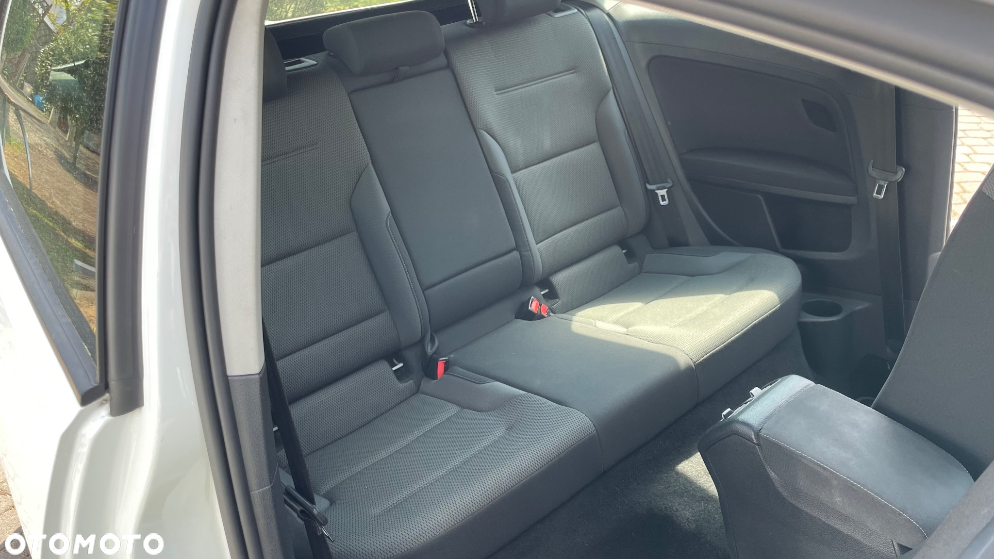 Volkswagen Golf 1.6 TDI BlueMotion Technology Comfortline - 7
