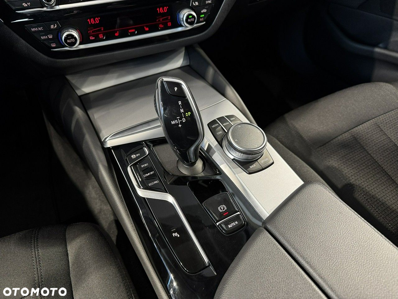 BMW Seria 5 - 29
