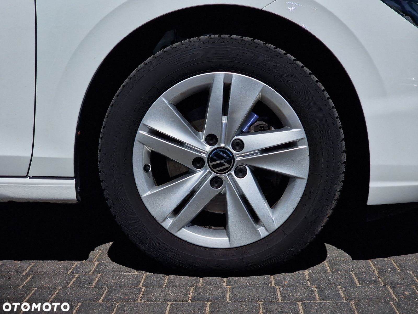 Volkswagen Golf - 9