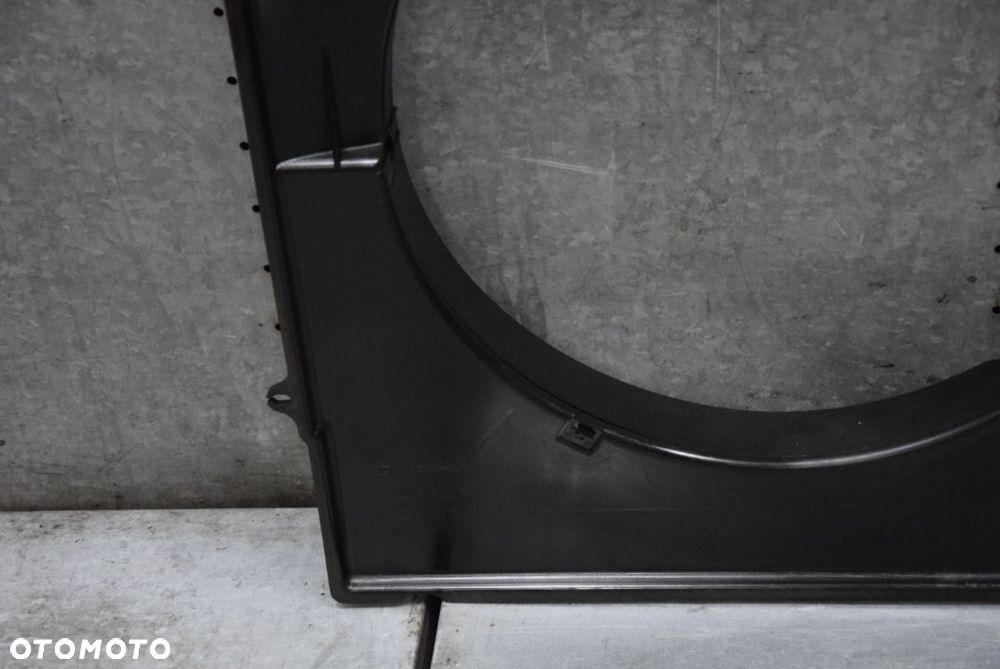 TOYOTA 4 RUNNER OSŁONA WENTYLATORA - 5