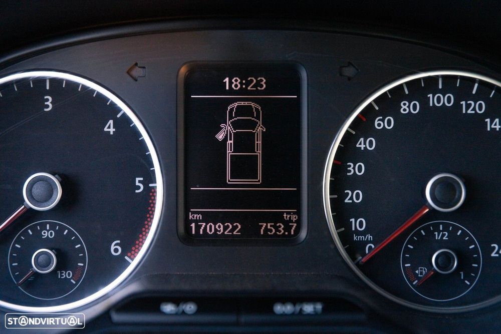 VW Amarok 2.0 TDi CD Trendline 4Motion - 34