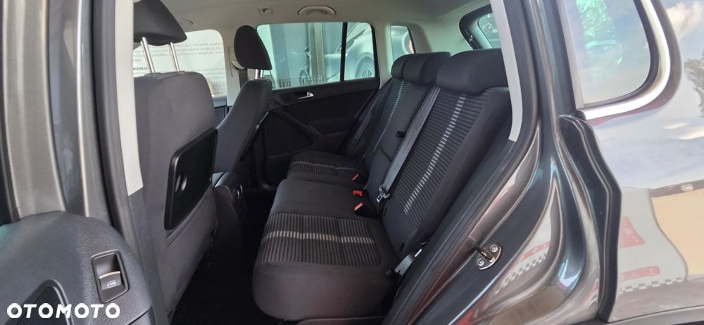 Volkswagen Tiguan 2.0 TDI DPF BlueMotion Technology Exclusive - 29