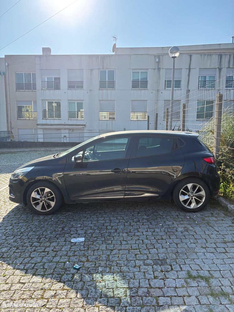 Renault Clio - 3