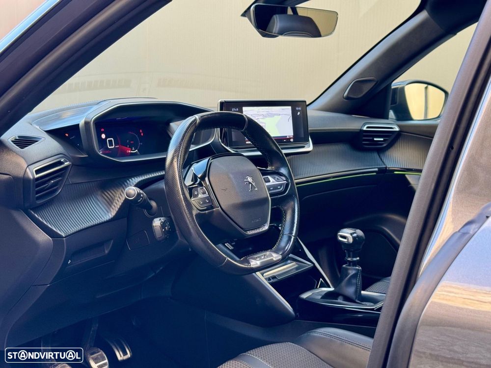 Peugeot 2008 1.2 PureTech GT Line - 34