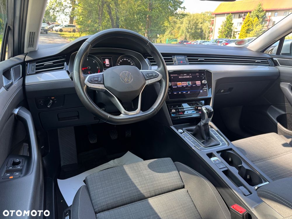 Volkswagen Passat - 3