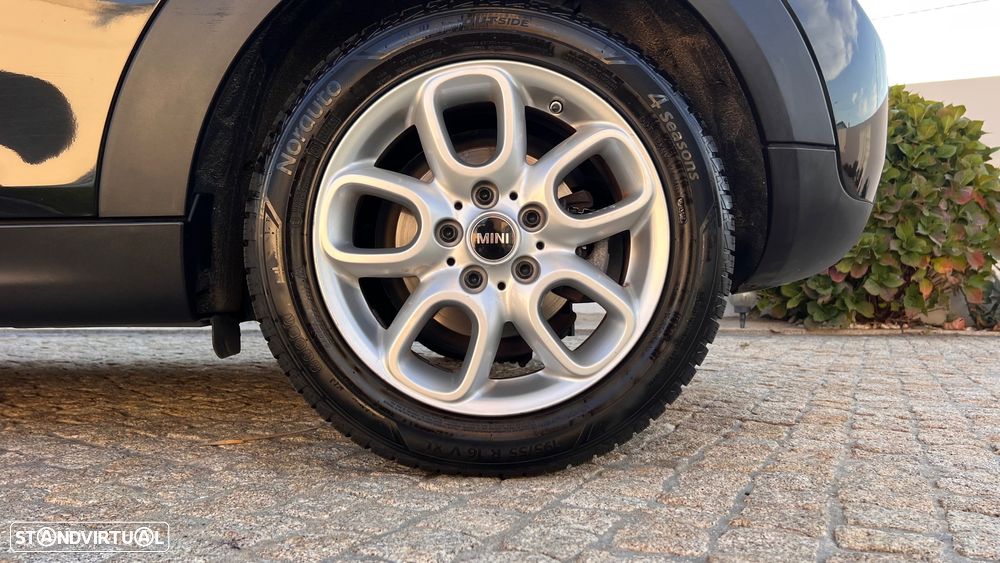 MINI 5 Portas Cooper D - 9