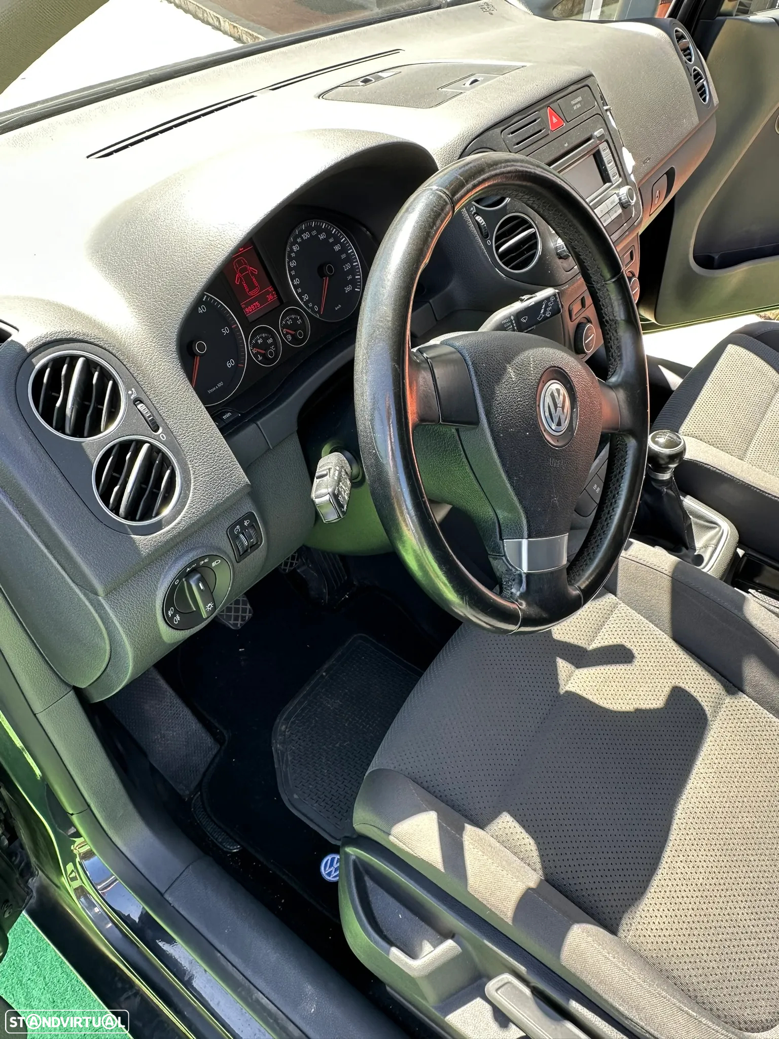 VW Golf Plus 1.9 TDi BlueM. Confortline - 17