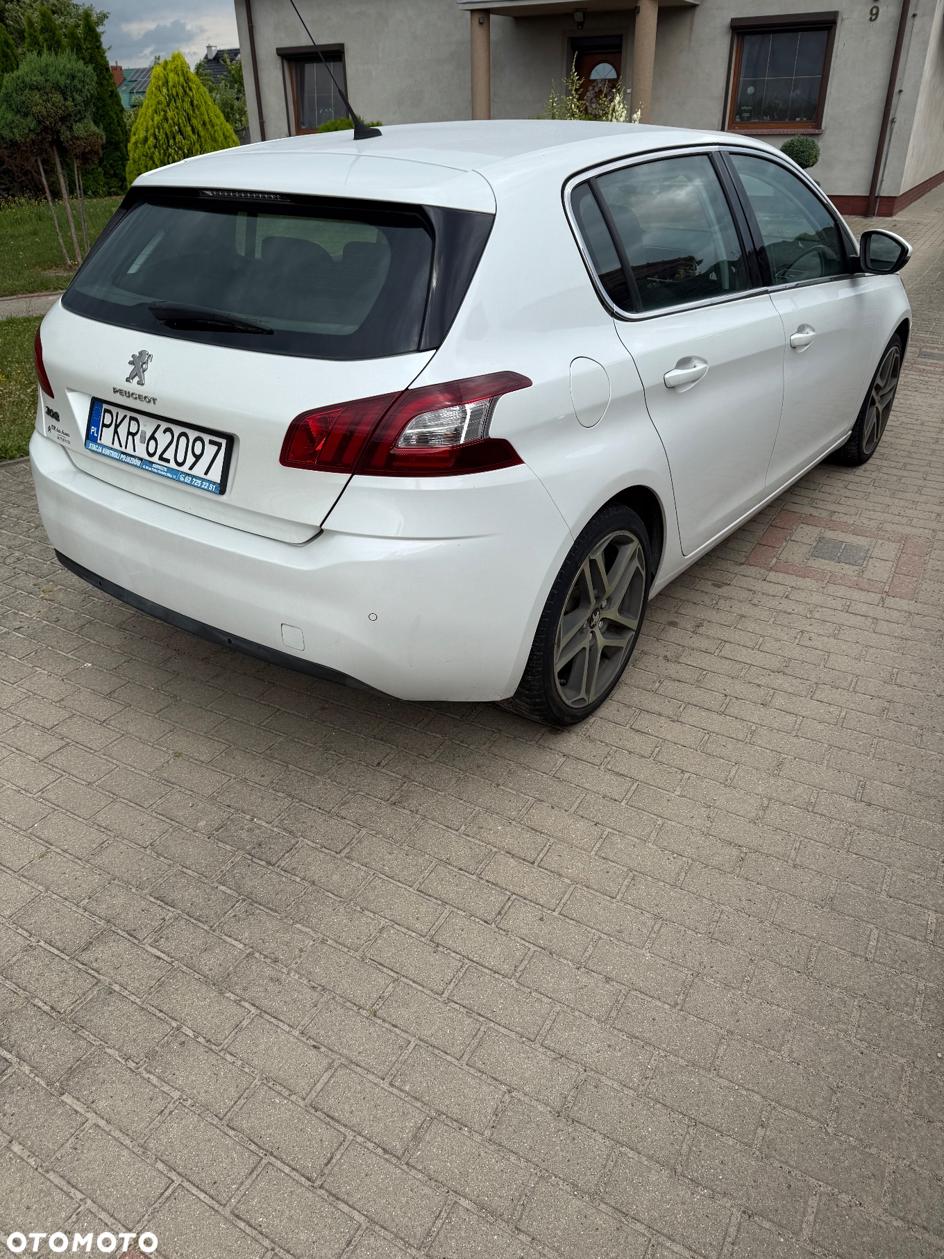 Peugeot 308 e-HDi FAP 115 Stop&Start Allure - 10