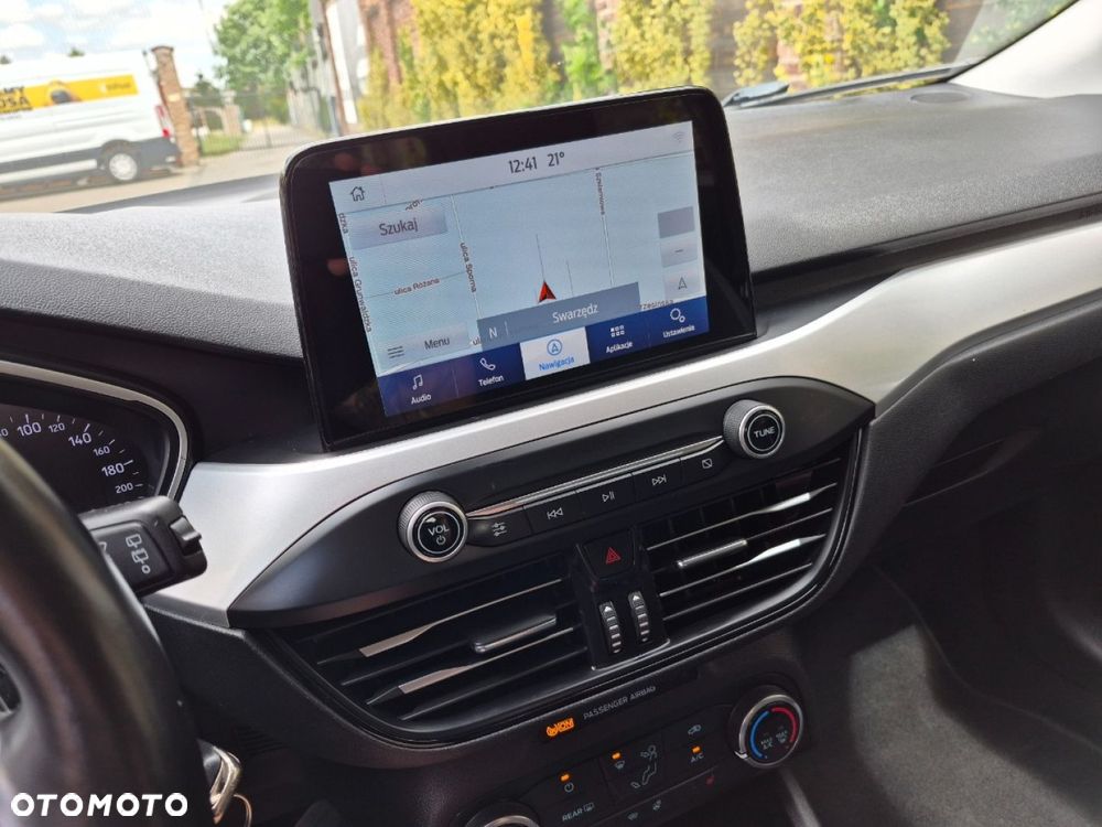 Ford Focus - 8
