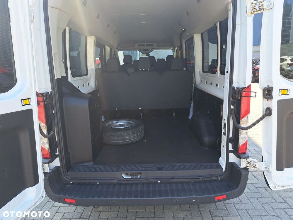 Ford Transit L3H2 Trend - 17