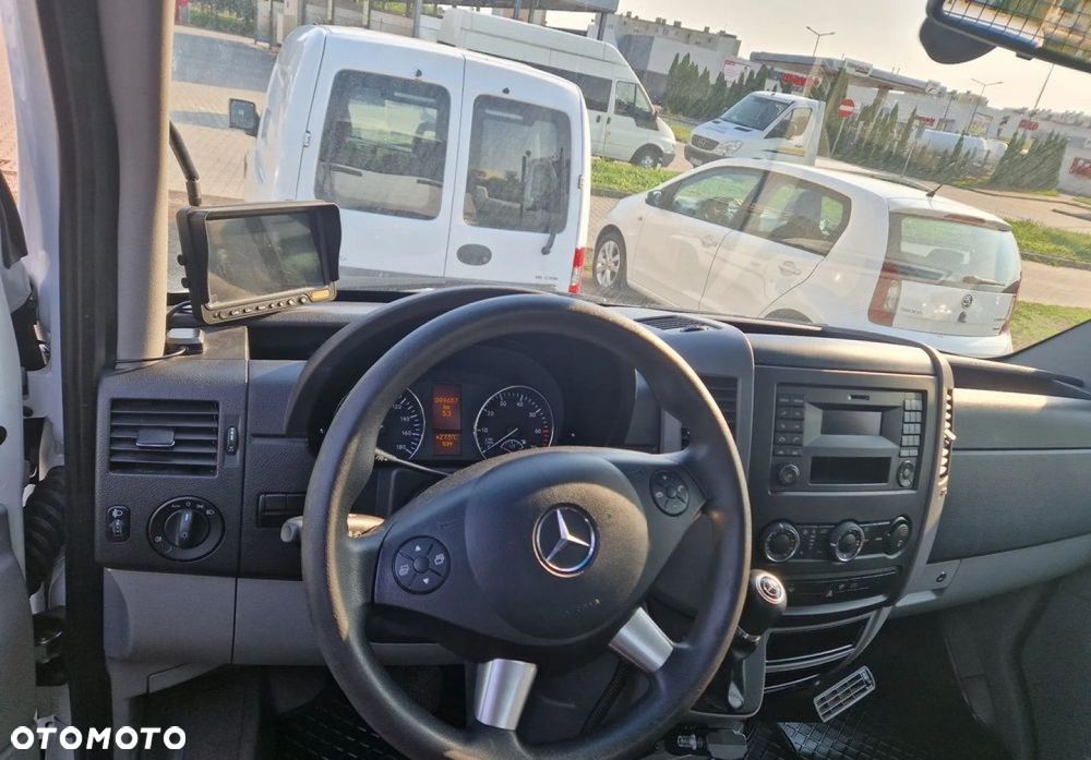Mercedes-Benz SPRINTER - 5
