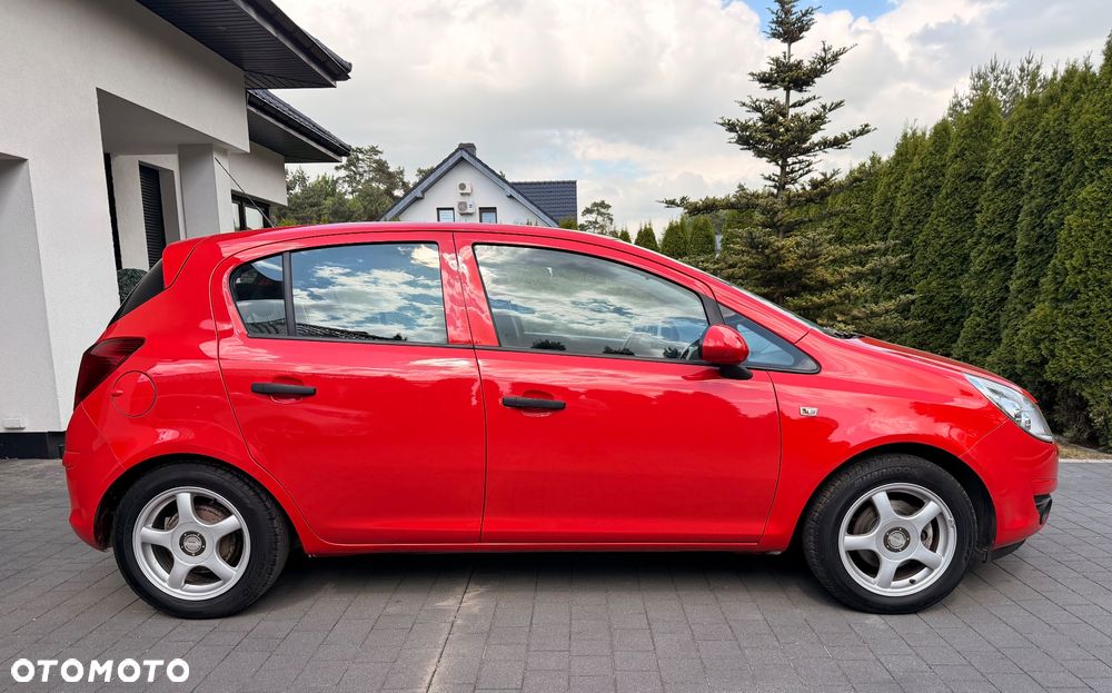 Opel Corsa 1.2 16V Selection 110 Jahre - 8