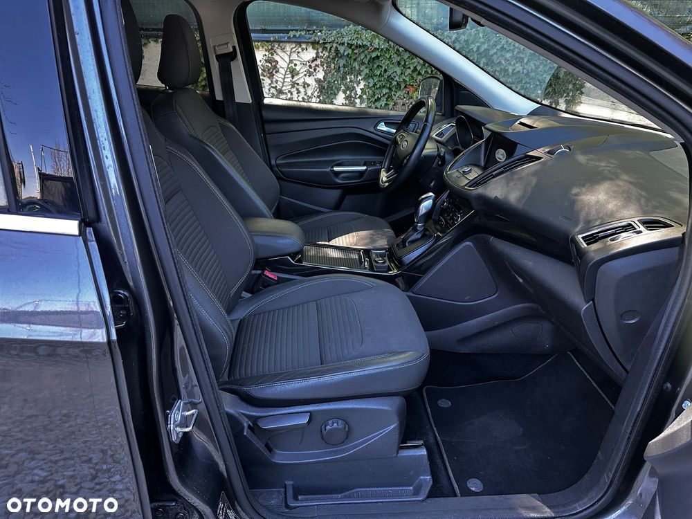 Ford Kuga 2.0 TDCi 4WD Titanium - 16