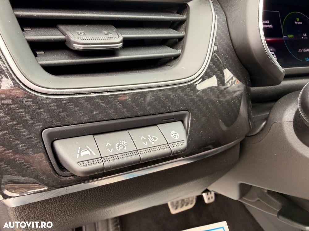 Renault Arkana E-TECH RS Line - 18