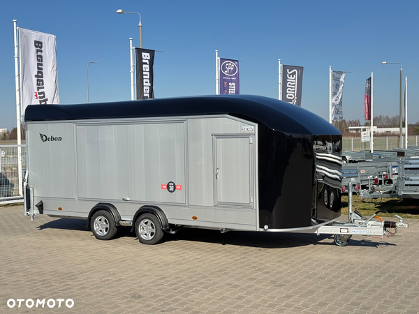 Debon C2000 - zamknięta przyczepa do przewozu aut, 550 x 215 cm, 3500kg, felgi ALU, wciągarka elektryczna