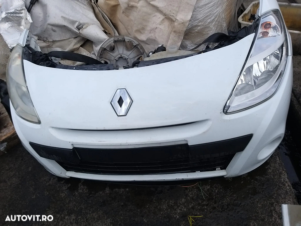 Fata Completa pentru renault Clio 3 din 2011 1.5 DCI