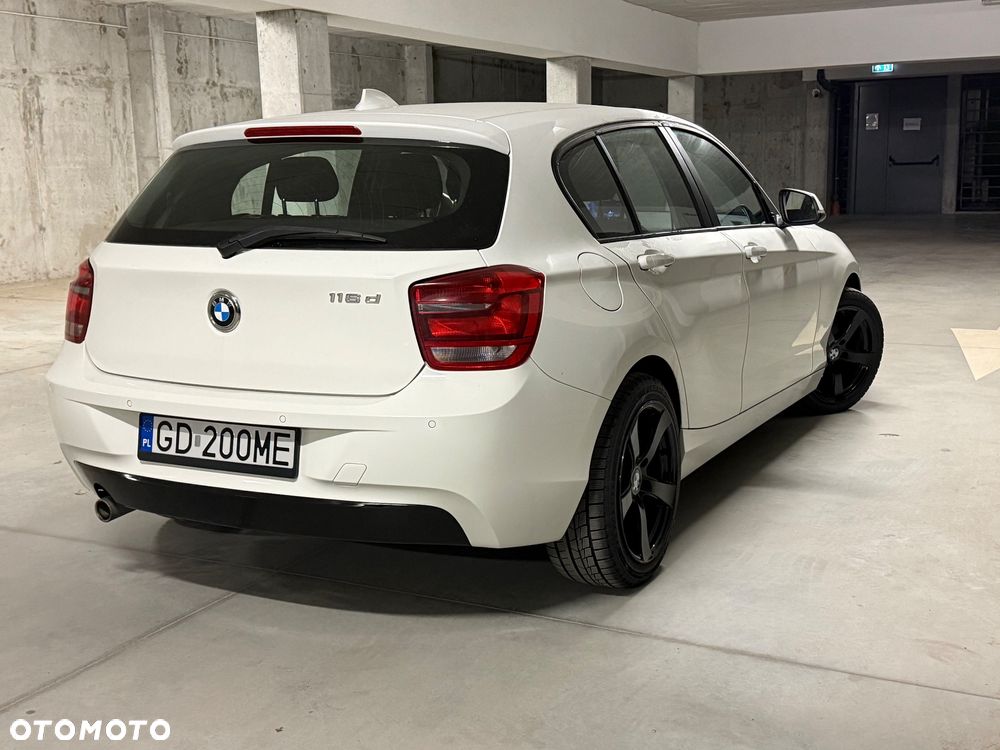BMW Seria 1 116d EfficientDynamics Sport Line - 13